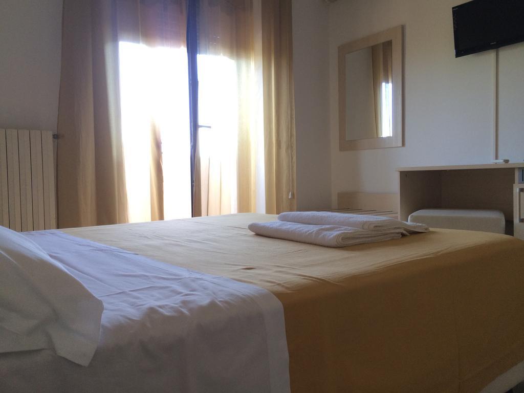 Twin Towers Rooms Lecce Zewnętrze zdjęcie